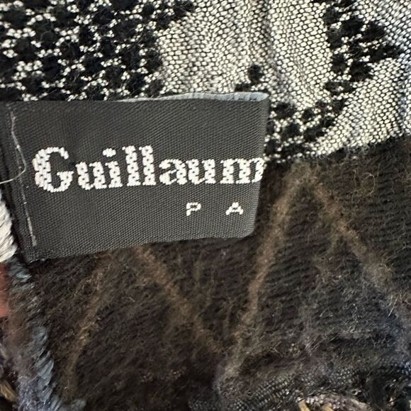 EUC Guillaumede Mons Paris Women’s Scarf - Picture 7 of 7